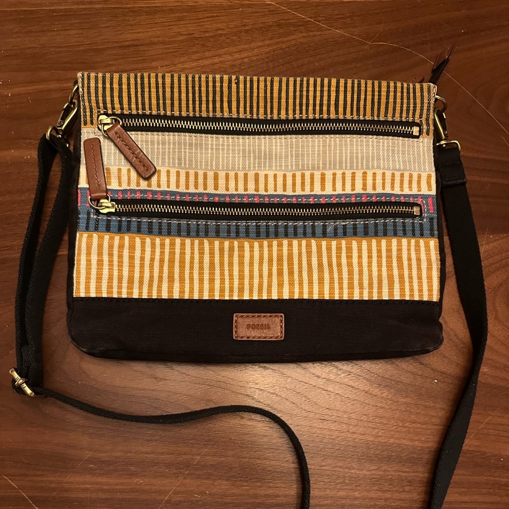 Fossil Passport Crossbody Bag